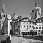 Mantova Piazza Erbe 04