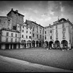 Mantova Piazza S. Andrea 02